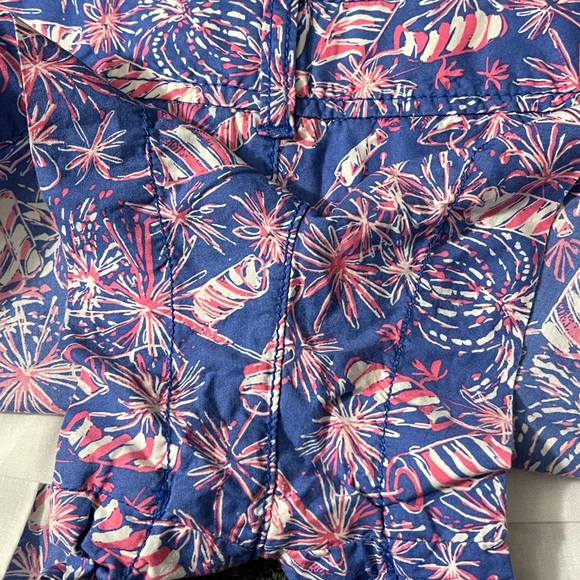Lilly Pulitzer Cherry Bomb shorts Sz 0 fireworks - Picture 3 of 6